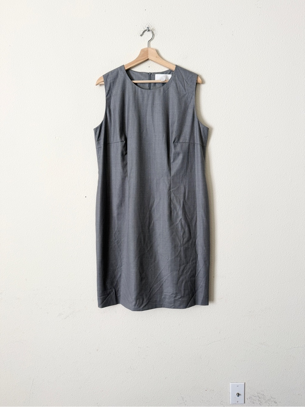 Hugo Boss SIZE 14 grey striped wool sleeveless shift dress